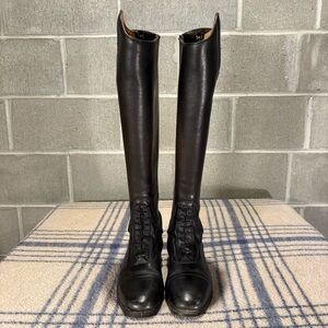 Tredstep Da Vinci tall riding field boots.